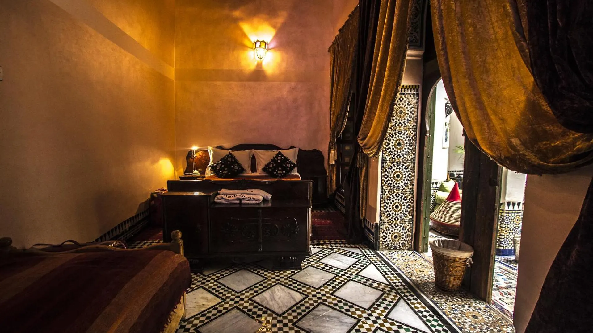 Riad Famille Drissi Kaitouni Fes Guest house