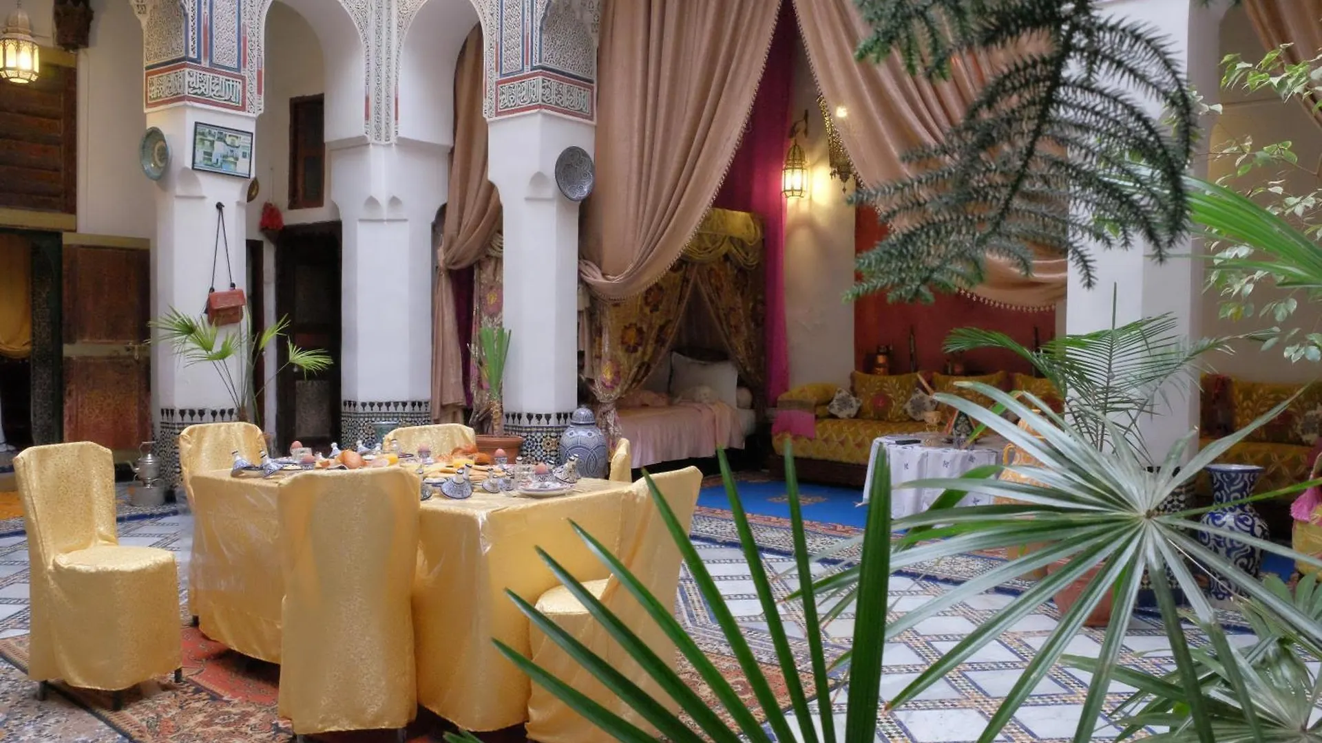 Guest house Riad Famille Drissi Kaitouni Fes